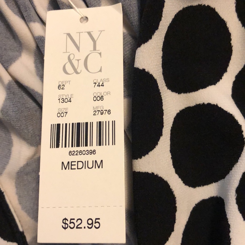 Women’s dress - Picture 5 of 6